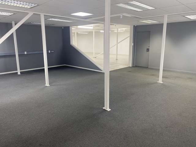 Lower Level, Unit 4, 122-124 Anzac Street Takapuna_1