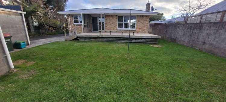 4 Balloch Street Fairfield_11