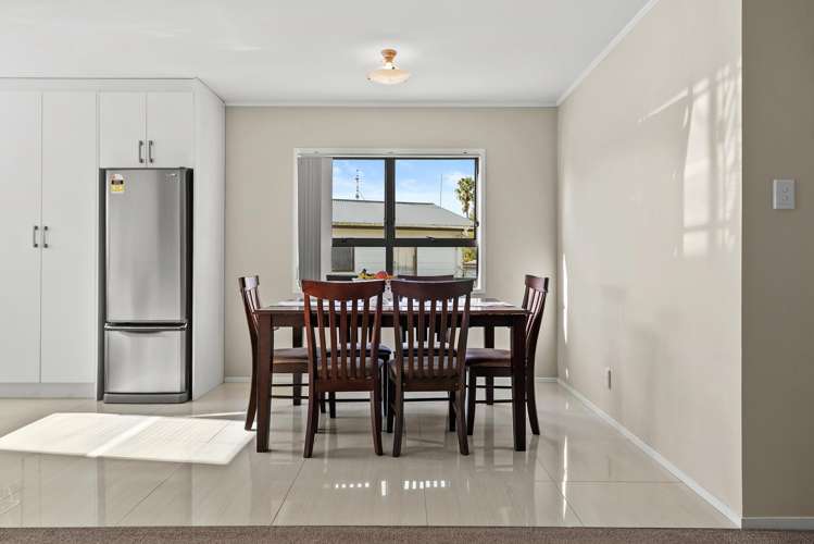 97 Hyperion Drive Randwick Park_4