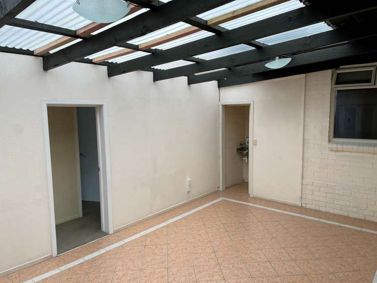 2 Blair Avenue Pukekohe_10