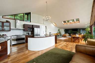 423 Karaka Bay Road_3