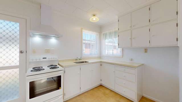 2/13 Victoria Street 10516_4