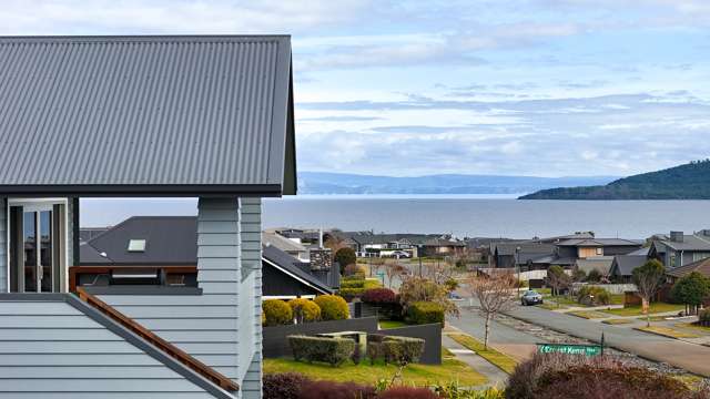 Stunning family home with panoramic views