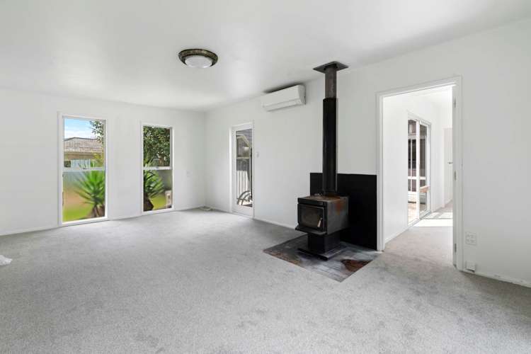 12 Joyce Street Pahurehure_6