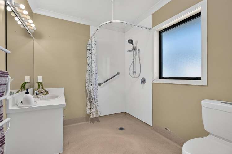 8 Rosewood Grove Masterton_10