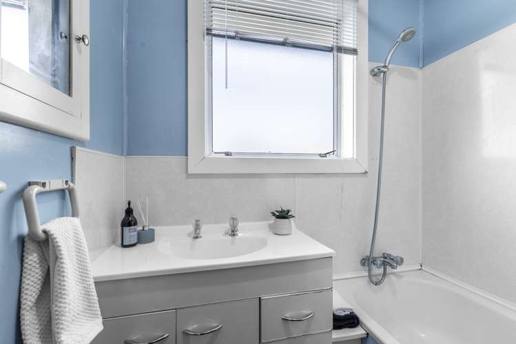 51 Kinmont Crescent Newfield_10