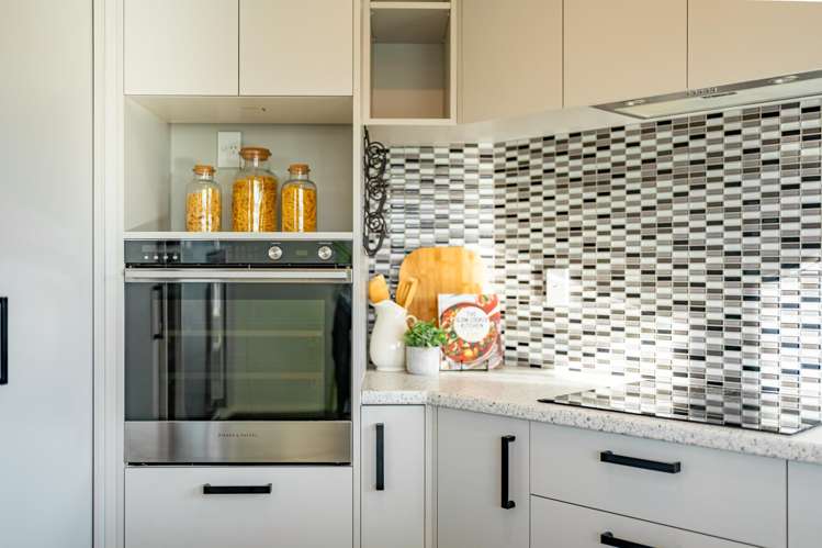 112 Gayhurst Road Dallington_6