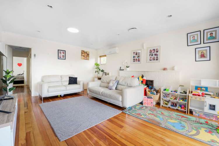 12 Amberley Avenue Te Atatu South_8