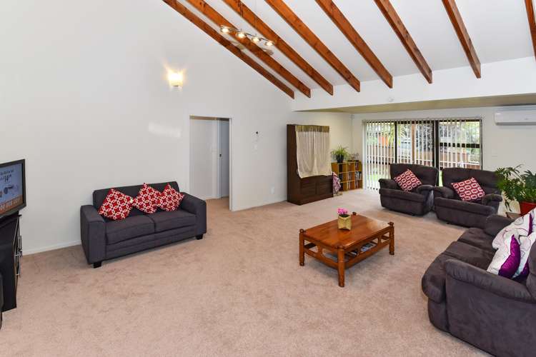 3 Mataura Place Clover Park_14