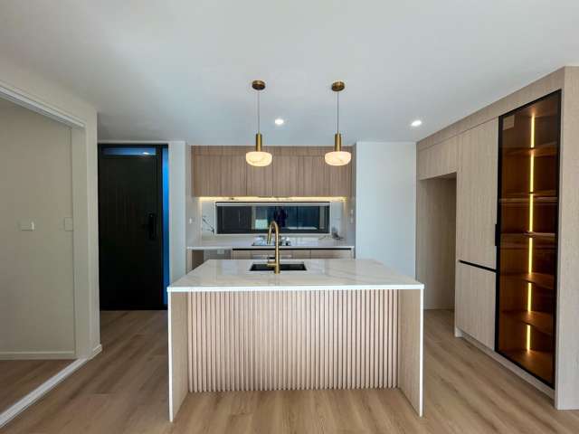 6/30 Crowther Street 1644_2