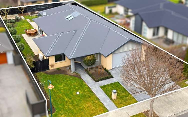 20 Churchill Drive_0