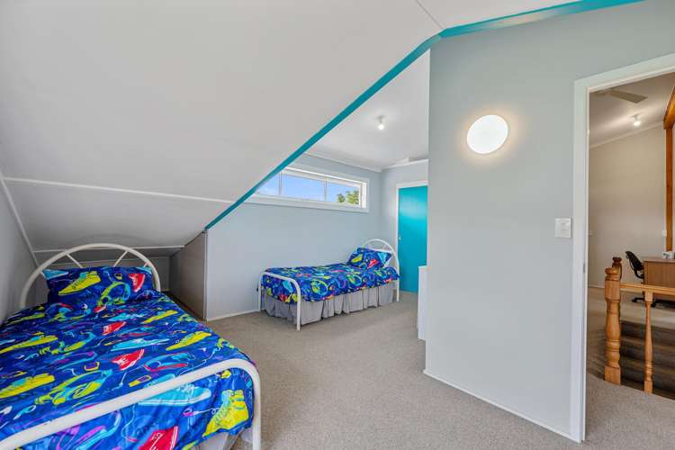 13 Karaka Street Helensville_15