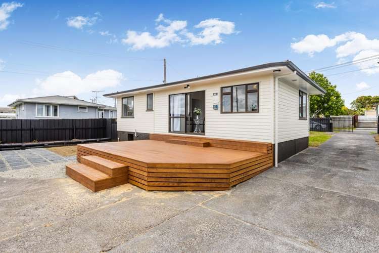 108 Clayton Avenue Otara_3