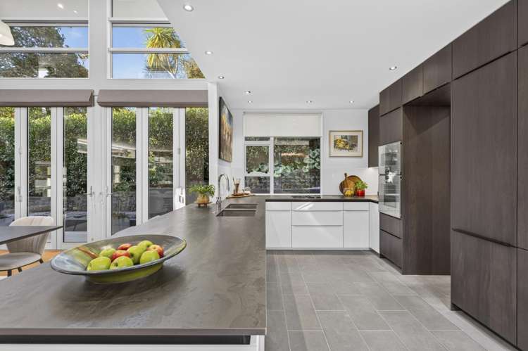 51 Fern Glen Road South St Heliers_14