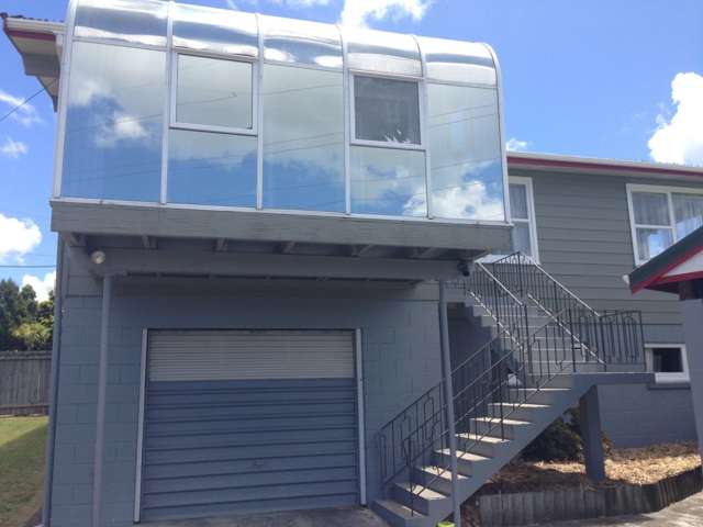 6 Meadow Crescent Te Atatu South_1