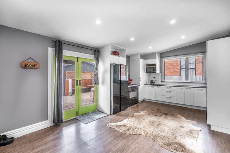 306 Crinan Street Georgetown_8