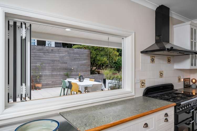 215 Takapu Road Takapu Valley_29