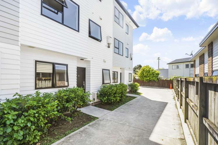 4/16 May Street Hamilton East_15