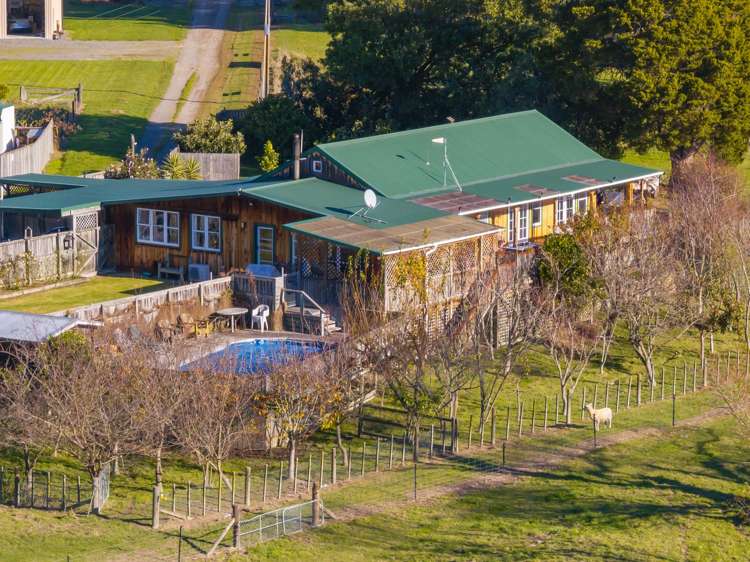 589 Gladstone Road Carterton_27