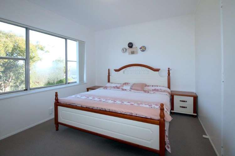 2/44 Moore Street Howick_6