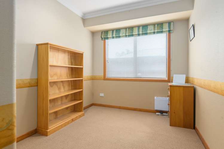 3 Wiltshire Drive Huntington_14