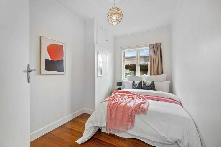 79 Ngataringa Road Devonport_17
