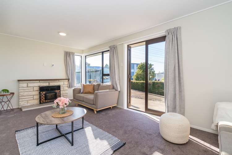 24 Gilkison Street Halfway Bush_33