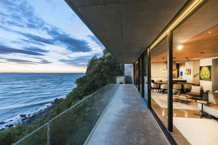 1 Whitewash Head Road Scarborough_10