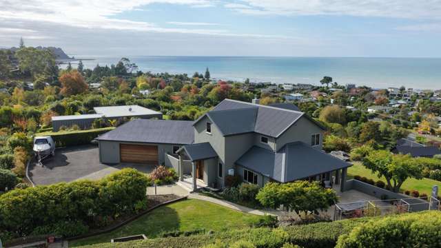 Panoramic 180 Degree Tasman Bay Views
