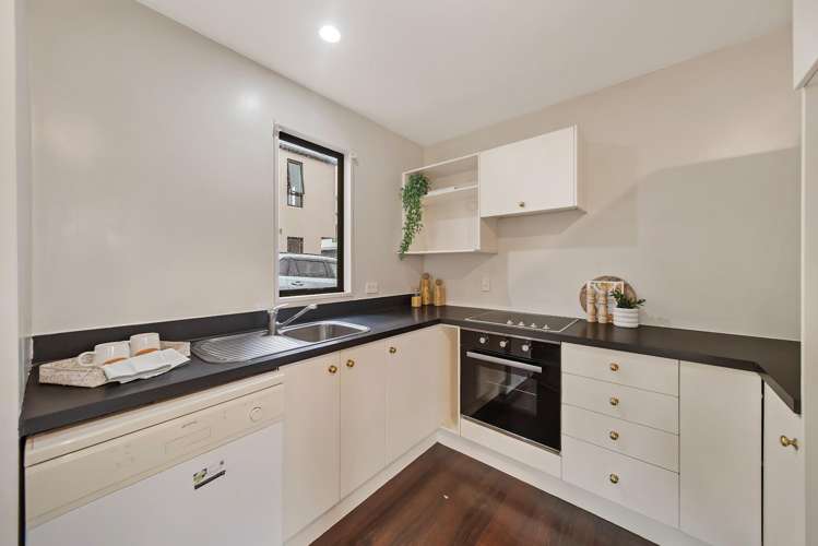 Flat 1/62 Matipo Street_2