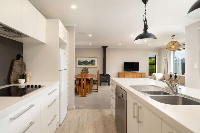 18 Lancaster Avenue Burleigh_4