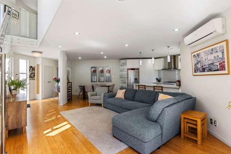 2/46 Raleigh Road Northcote_11