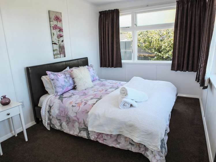 15 Andrews Street Foxton Beach_10