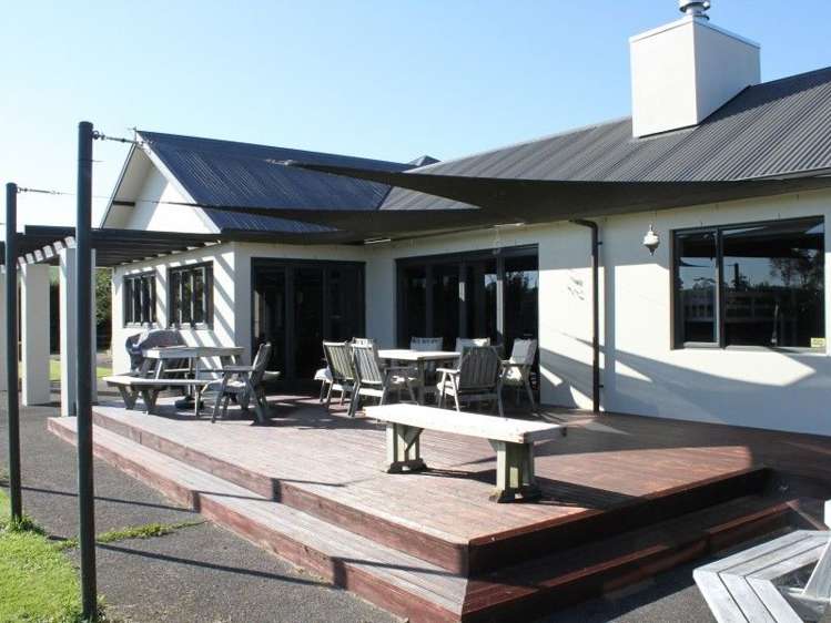 1355 Mountain Road Inglewood_31