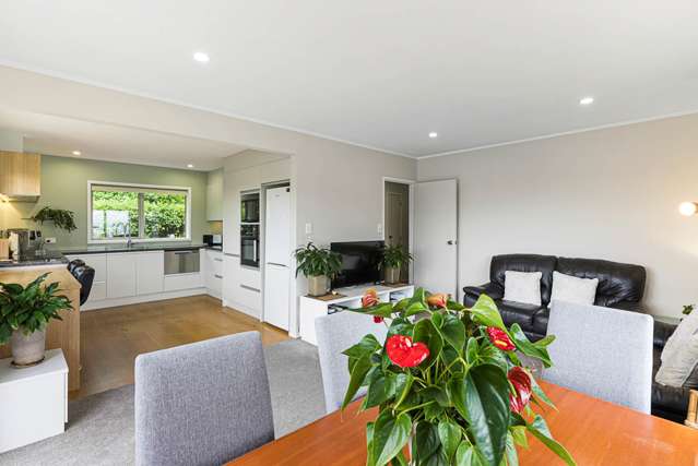 2/33 Swainston Road Saint Johns_4