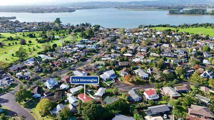 2/14 Gleneagles Grove Wattle Downs_11