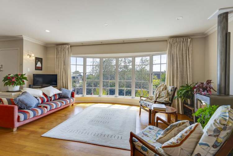 25 Churchill Avenue Richmond_11