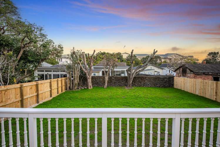 18 Sandringham Road_5