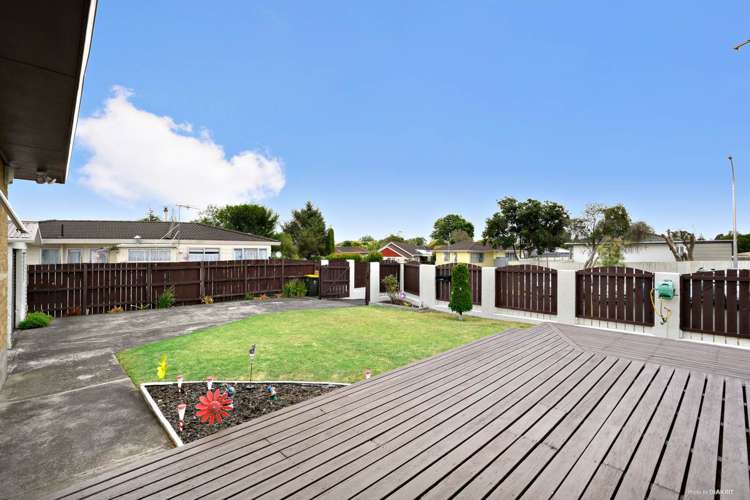 17 Helms Place Manurewa_11
