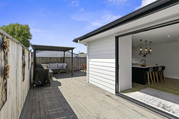 11 Poulson Grove Trentham_3
