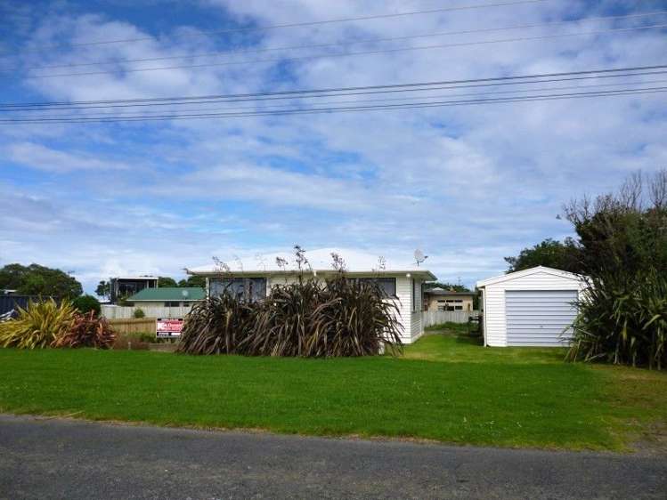 36 Fox Street Opunake_1