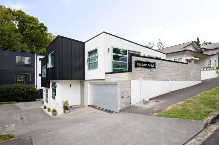 18c Tisdall Street Hamilton Central_2