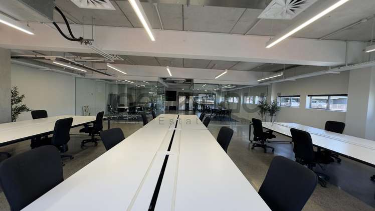 Level 3/Suite 1/20 Augustus Terrace City Centre_5