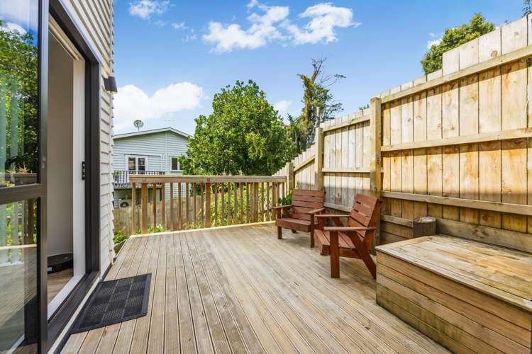 33 Tamaki Avenue 10057_3