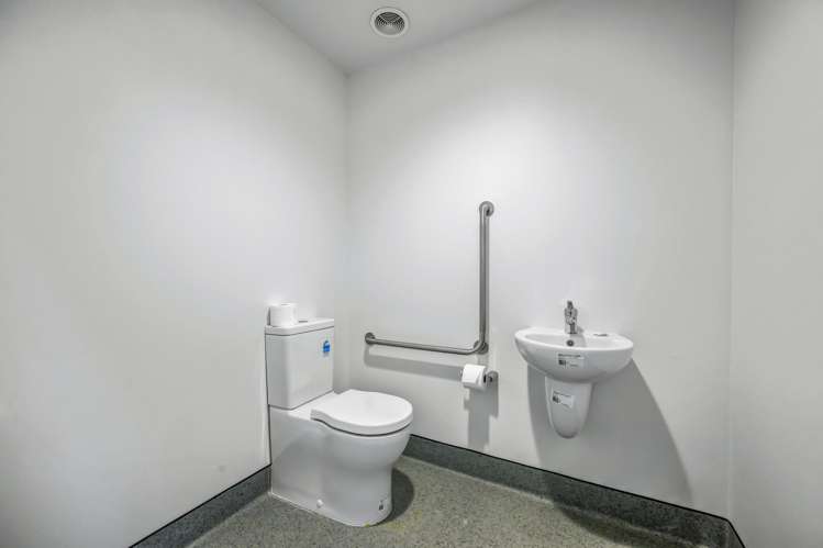 39/90A Hobsonville Road Hobsonville_8