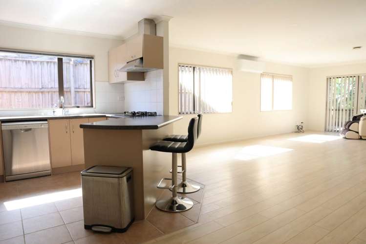 5 Mandival Avenue Flat Bush_17