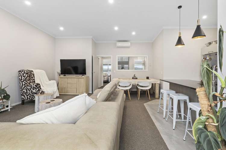 9 Madeira Close_5