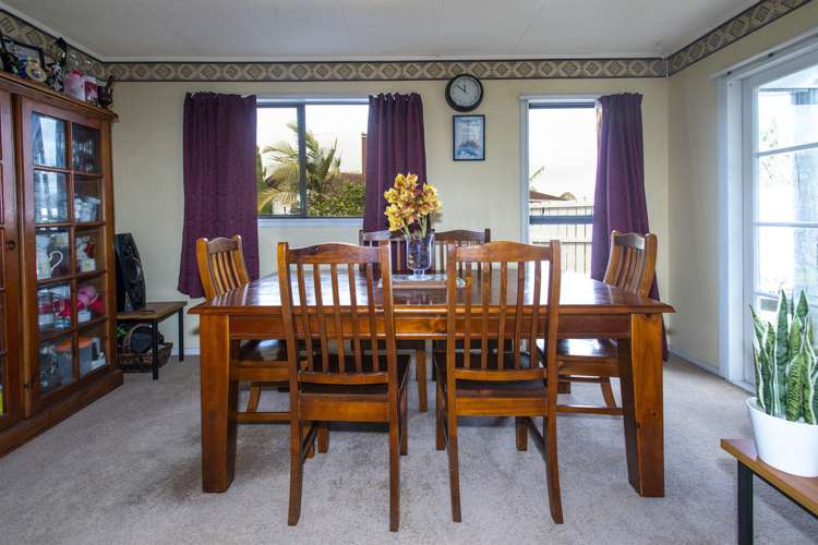 38 Charntay Avenue Clover Park_3