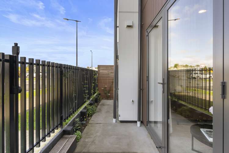 1/6 Unga Place Beachlands_12