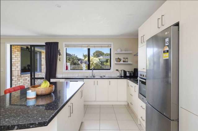 41 Breaker Grove Waiuku_4